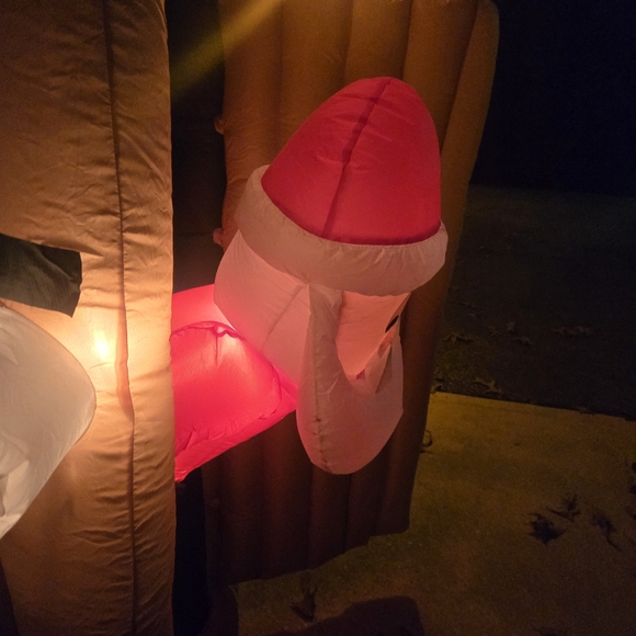 Airblown Santa Pooping Outhouse Christmas Inflatable 6ft Animated LED Light - Picture 13 of 14